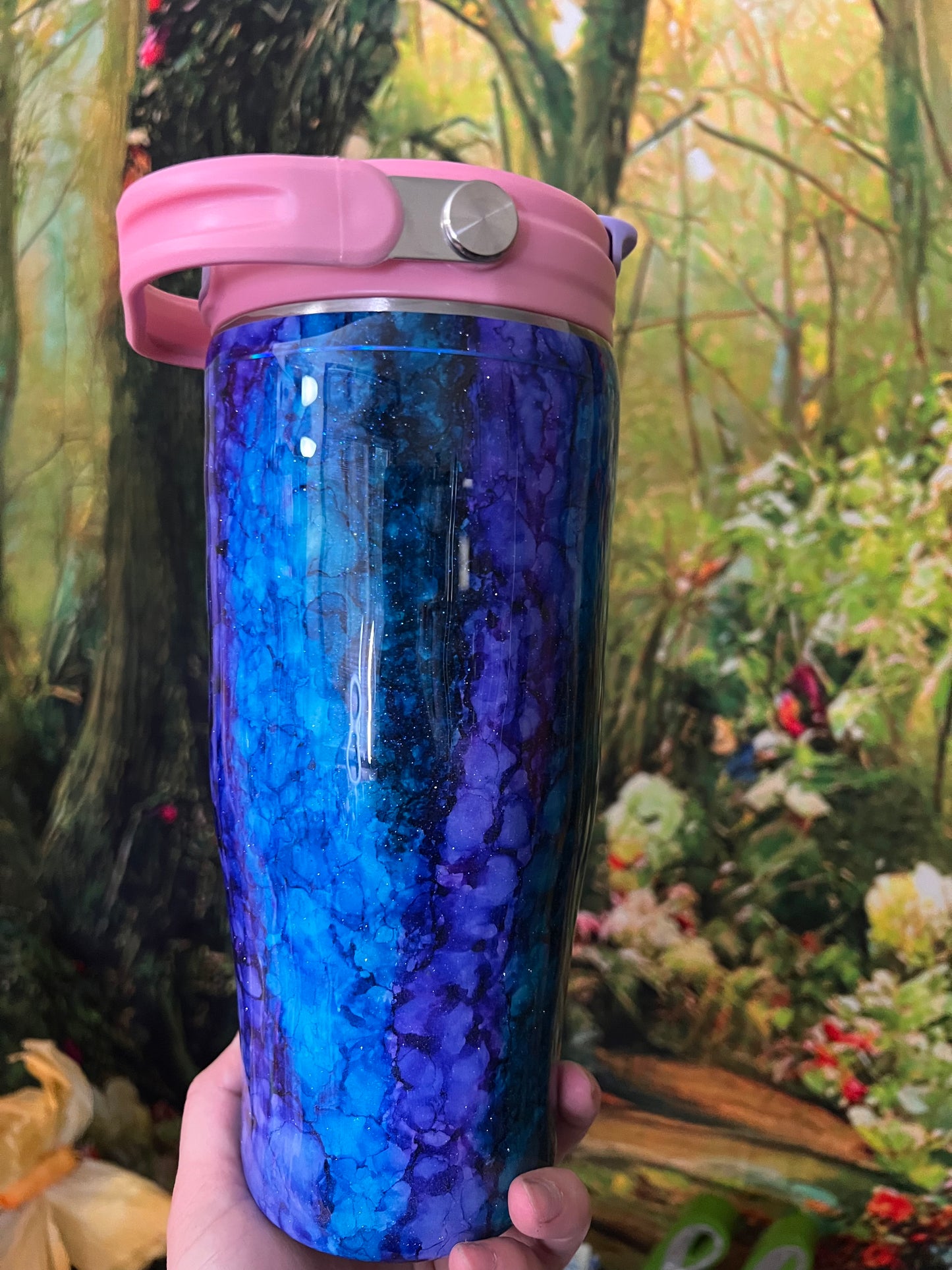Mystical moth 40oz hydro