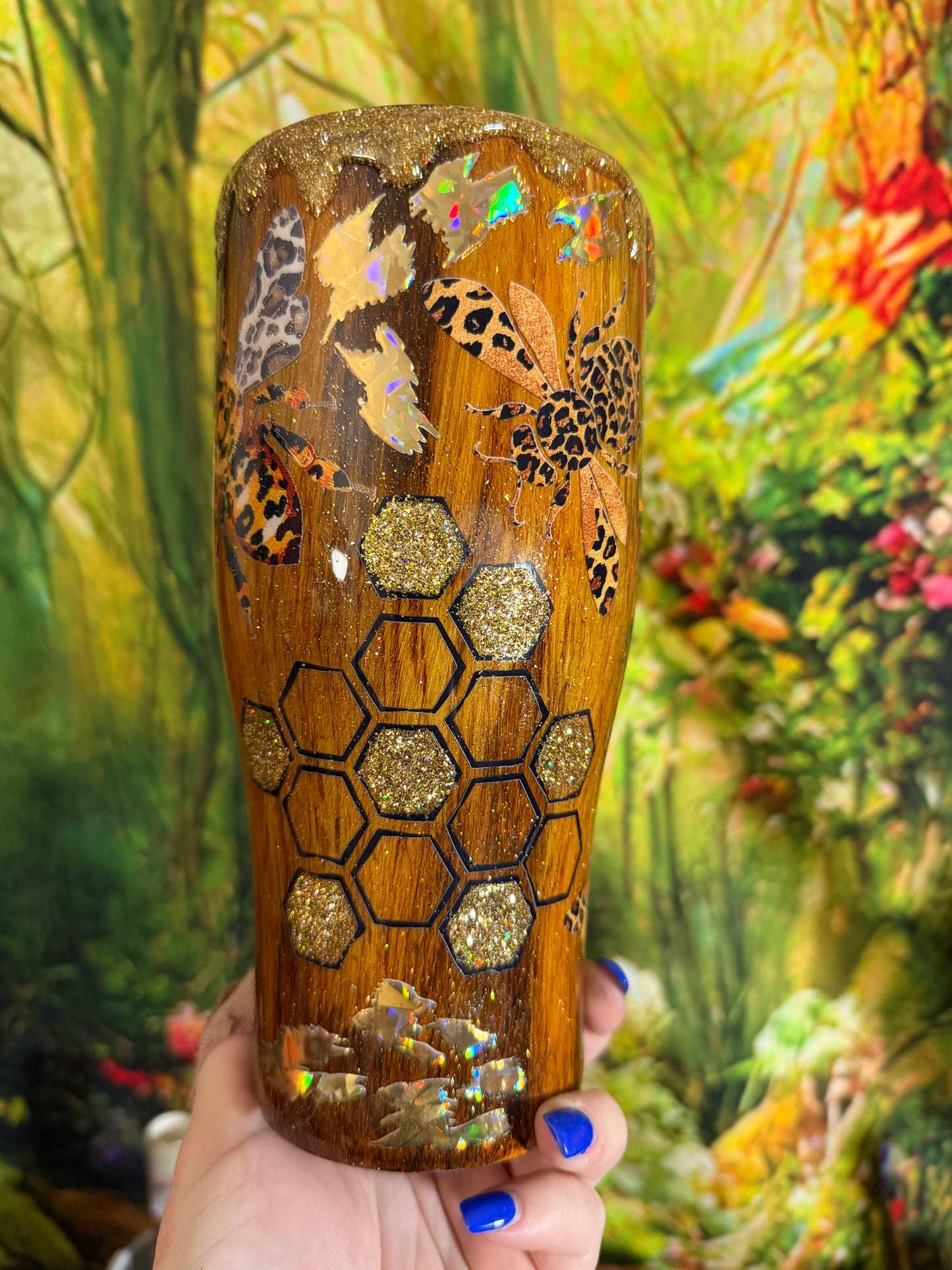 ￼ Honeybee drip 30oz