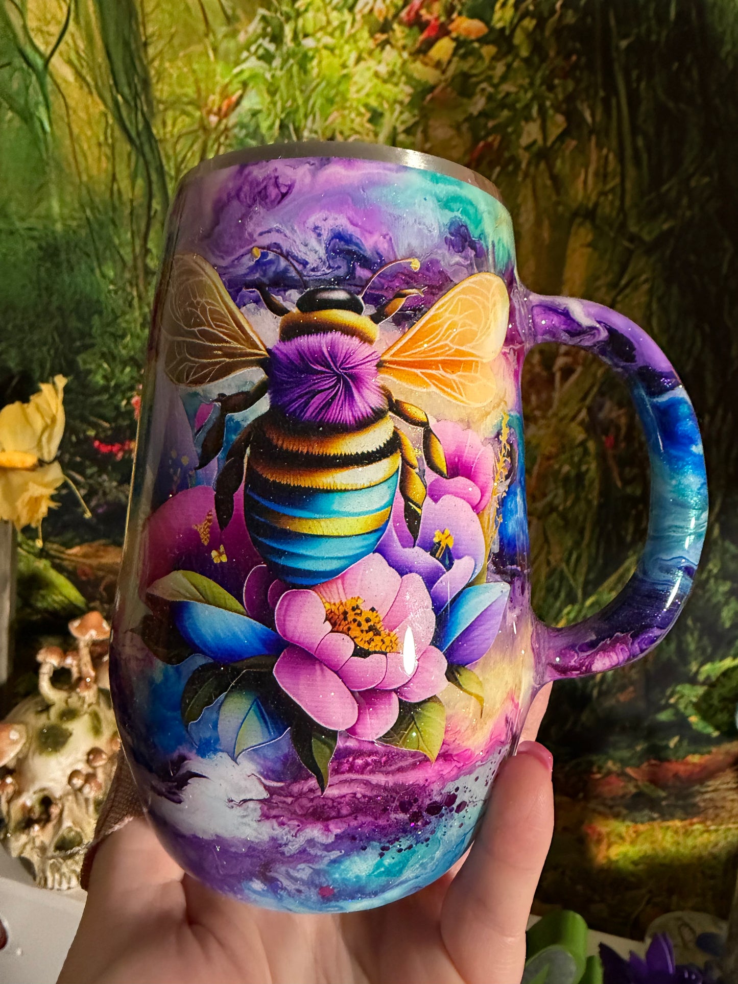 Queen bee 16 ounce coffee mug